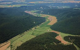 Aerial photo of the Ach Valley. Copyright, picture credit: Landesamt für Denkmalpflege im Regierungspräsidium Stuttgart, Chr. Steffen.